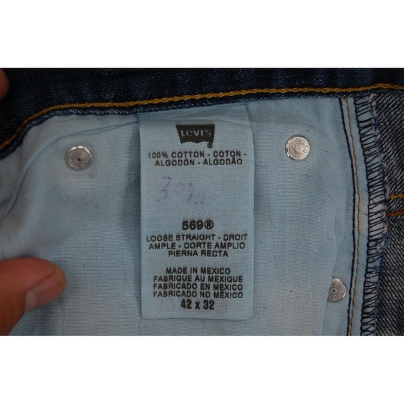 Levis 569 Jeans Mens 42x32 Blue Denim Loose Straight Fit Medium Wash Comfort - Picture 14 of 14